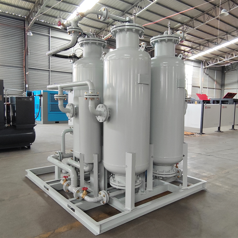 How does a nitrogen generator system work
